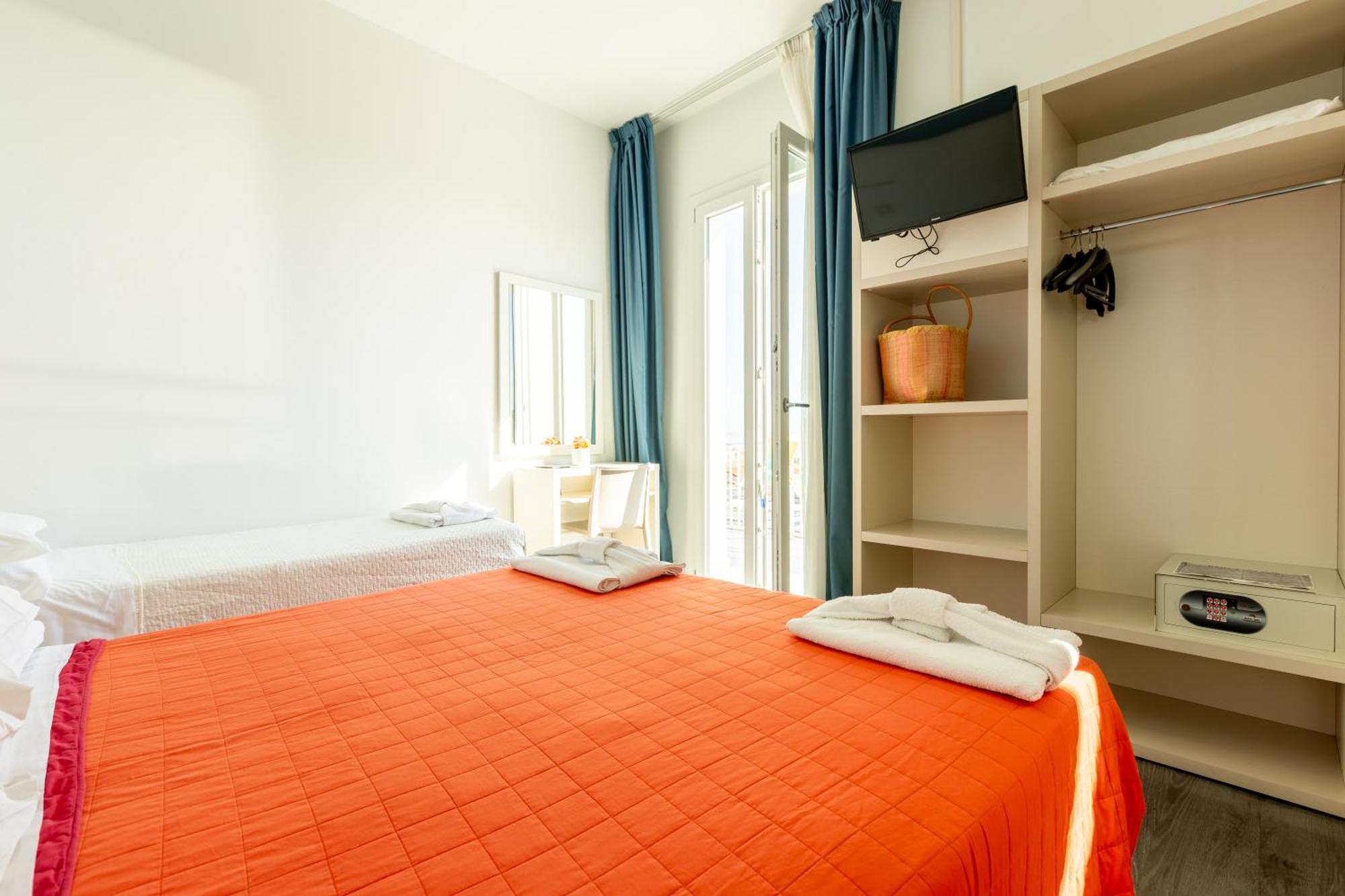 Hotel Kim Rimini Eksteriør bilde