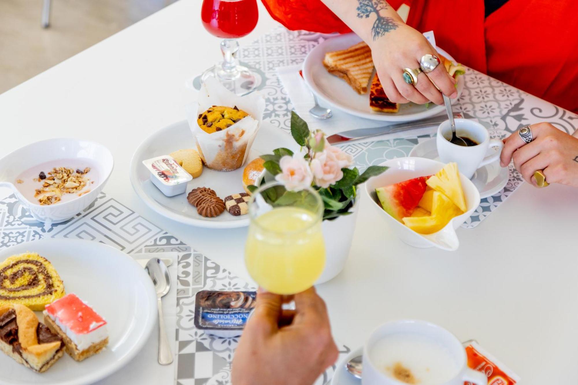 Hotel Kim Rimini Eksteriør bilde