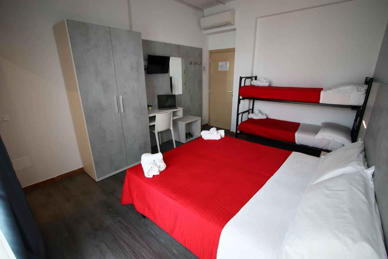 Hotel Kim Rimini Eksteriør bilde