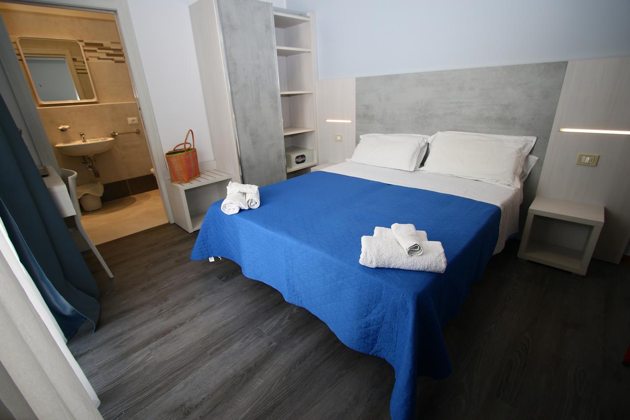 Hotel Kim Rimini Eksteriør bilde