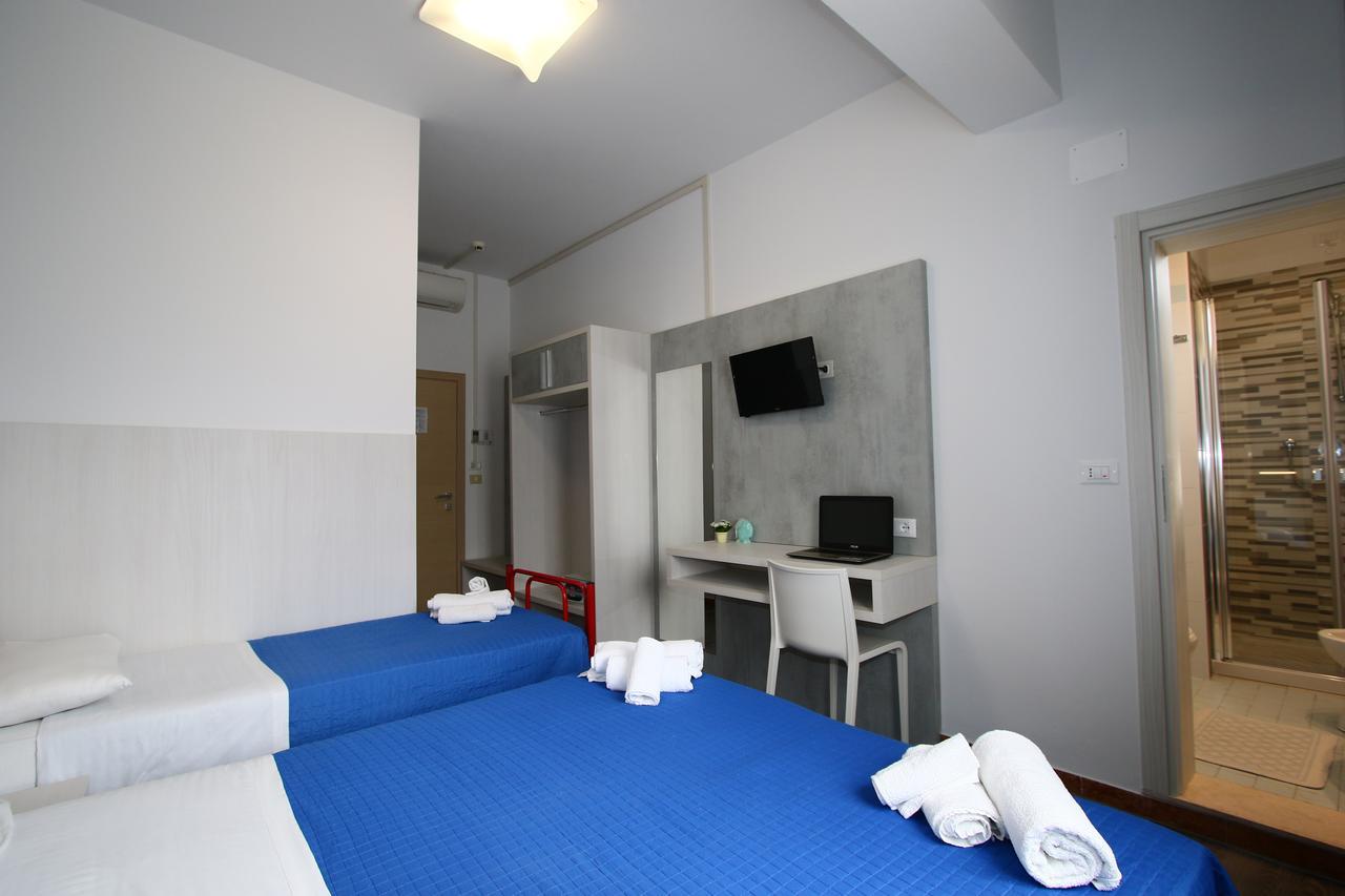 Hotel Kim Rimini Eksteriør bilde